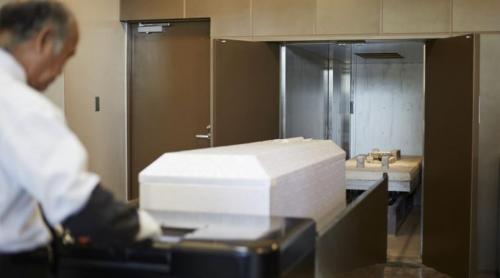 Șoc la o ceremonie funerară: a fost incinerat corpul greșit din cauza unei confuzii