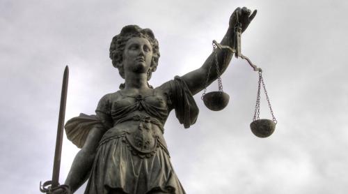 Condamnat celebru din Republica Moldova, în comă profundă după ce a aflat că va fi extrădat din România. Bărbatul era condamnat la 9 ani și 6 luni de închisoare