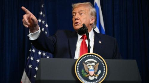 Donald Trump, amenințări fără precedent la adresa a opt țări europene care au dus trupe în Groenlanda