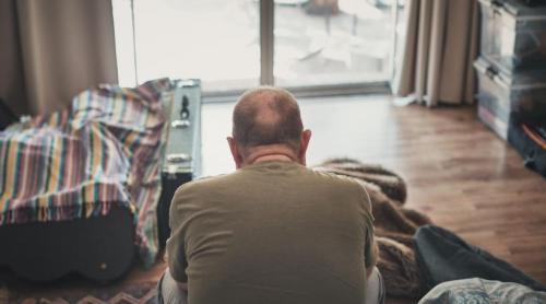 O femeie a depus la poliție plângere împotriva soțului pentru că i a ascuns faptul că era chel