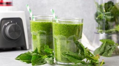 Sucul verde pentru imunitate: beneficii, ingrediente și preparare rapidă