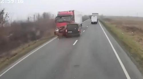 Surse: Șoferul mașinii cu suporteri PAOK avea droguri în sânge. În mașină s au găsit sticle de vodcă și plicuri cu substanțe interzise