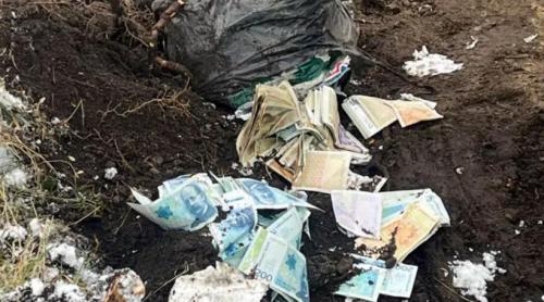 Un sac plic cu bani a fost găsit de un muncitor care excava pe un șantier, în Norvegia. Poliția crede că știe de unde sunt milioanele