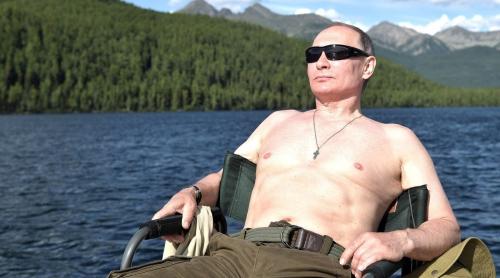 Viața secretă a lui Vladimir Putin: copii ascunși, neveste, amante și locuințe opulente