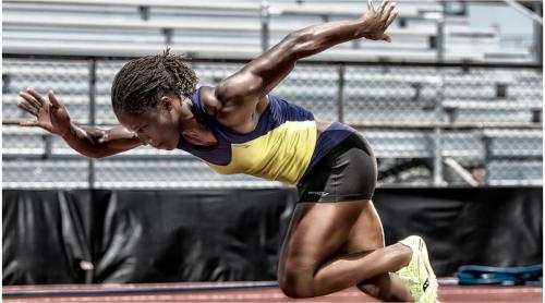 Campioana olimpică a ajuns la sapă de lemn. A semnat un contract de 200.000 de euro, dar acum e plătită cu 12 euro pe oră