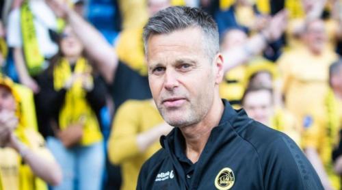 El este profesorul care l a umilit pe Cristi Chivu. Are salariul de două ori mai mic față de român, dar și un secret