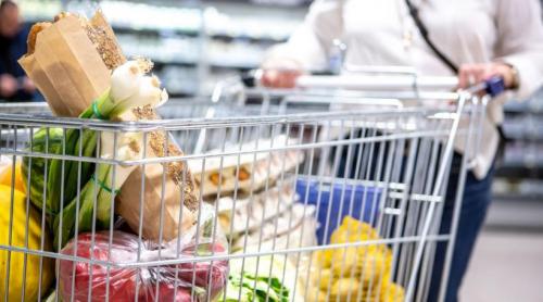 Primul supermarket gratuit de unde clienții pot pleca cu coșurile pline fără să plătească nimic