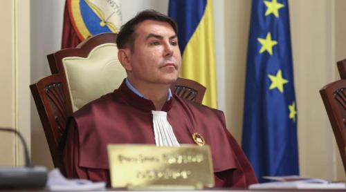 Surse: De ce s a întors din concediu judecătorul CCR Gheorghe Stan. A venit la ședință să susțină trimiterea pensiilor speciale la CJUE