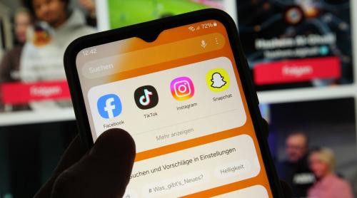 Un specialist demontează afirmațiile lui Bolojan și Predoiu referitoare la posibilitatea de restricționare pentru copii a rețelelor sociale