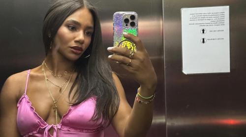 Vedeta CSM ului și a făcut publică povestea de dragoste pe care o trăiește cu o colegă de echipă. Anterior, ea fusese cerută în căsătorie de un bărbat