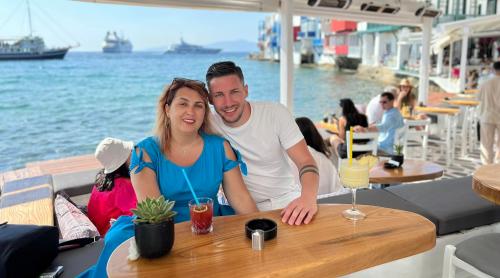 Asasinatul cu bombă de la Arad. Zeci de mii de euro din averea lui Ioan Crișan, cheltuiți pe vacanțe de Laura Dronca și soțul cunoscut pe Facebook: „Am fost în 50 54 de locații”