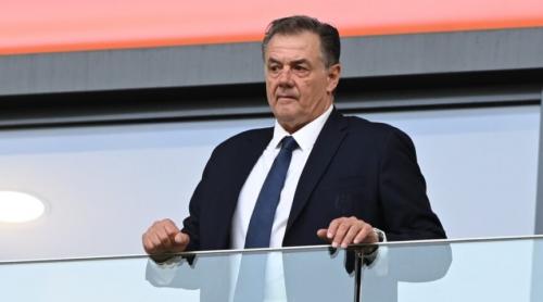 Ce salariu are de fapt Kyros Vassaras, preşedintele Comisiei Centrale a Arbitrilor