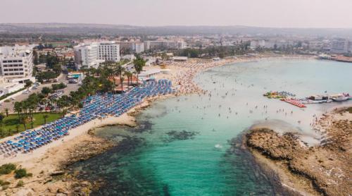 Cea mai vulnerabilă țară din Europa la războiul din Iran. Efectele se văd deja. „Oamenii se gândesc de două ori dacă să mai vină aici”