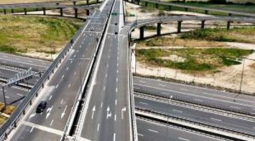 Chinezii întârzie cu autostrada din jurul Capitalei. Loturile construite de români, gata mai devreme