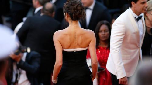 Declarație de modă de 80.000 de dolari. Vedeta care a ieșit pe stradă cu o geantă extravagantă