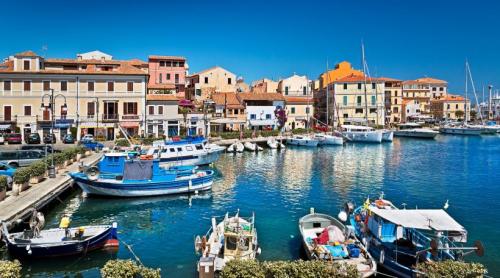 Furie într un paradis turistic european unde ar urma să fie mutați sute de deținuți periculoși. "Nu vrem să devenim Insula Diavolului"