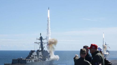 Gardienii Revoluției amenință că vor începe să bombardeze companiile americane din Orient. SUA trimit încă un portavion în regiune