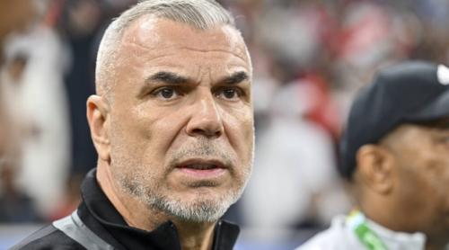 Gestul uriaş făcut de Cosmin Olăroiu pentru 10 elevi români blocaţi în Dubai, la 5.000 km de casă