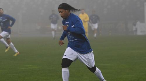 Ronaldinho şi a pierdut averea de 125 de milioane de euro! Suma infimă pe care i au găsit o în cont