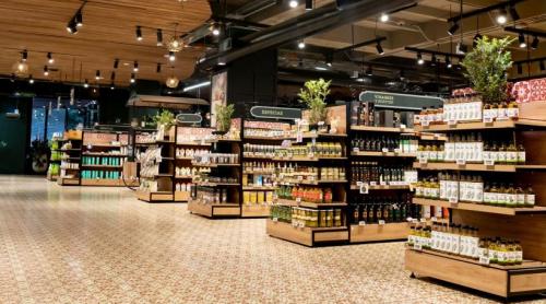 Un angajat de la un supermarket a fost despăgubit cu 14.000 de euro pentru că șeful lui nu i a spus „La mulți ani” pe Facebook