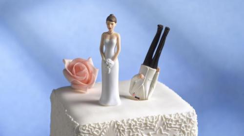 Un cuplu a divorțat la 3 minute după nuntă. Mireasa s a enervat din cauza unui comentariu făcut de mire