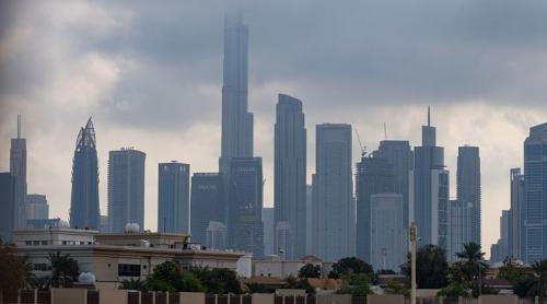 Un turist a fost arestat în Dubai pentru că a filmat un atac cu rachete iraniene