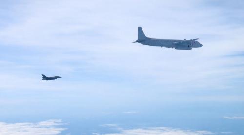 Avioane românești de luptă au interceptat o aeronavă rusească: „Zbura fără contact radio cu organele de trafic aerian”