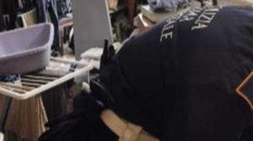 Bebelușul unui român, găsit printre droguri, mucegai și gunoaie. Scene greu de imaginat în Roma