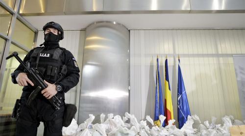 Cum penetrează cocaina prin vămile din România. Cazul lui Elvis Piroviq, albanezul care aduce câte 10 kg de droguri cu maşina, dar reuşeşte să stea departe de arest