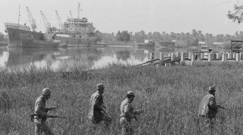 Iranul a atacat trei nave românești, în anii ’80. Comuniștii au ținut incidentele la secret de dragul petrolului