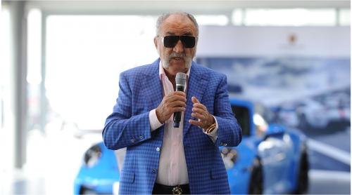 Orașul din România în care Ion Țiriac își face muzeu. Expune toți elefanții pe care i a împușcat în Africa