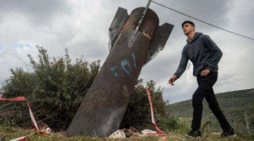 Războiul cu Iranul va distruge dominația americană în zonă, avertizează cinci experți de top