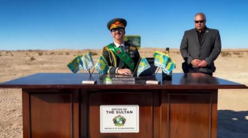 Un bărbat și a cumpărat cu 19.000 de dolari o bucată de pământ și și a făcut o „țară”. Regulile ciudate din Republica Slowjamastan