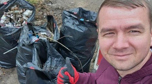 Un vasluian curăță voluntar spațiile publice din Bulgaria: „O fac în timp ce îmi aștept fiul cu paralizie cerebrală să iasă de la recuperări”