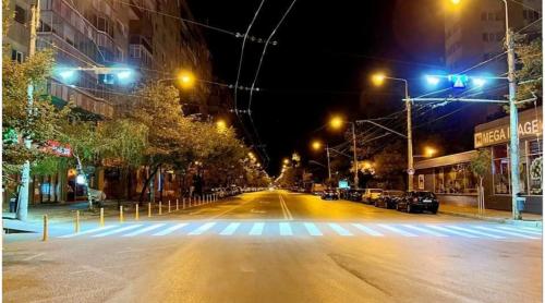 Becurile de pe străzile Capitalei, la preț de lux. Primăria București ar fi plătit cu 4 milioane de euro peste prețul pieței pentru iluminatul LED