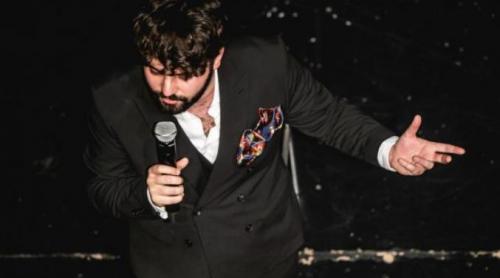 Cel mai citit poet din Spania și America Latină este român: „La poezie mereu te întorci, e ca o mamă, te mângâie, te protejează”