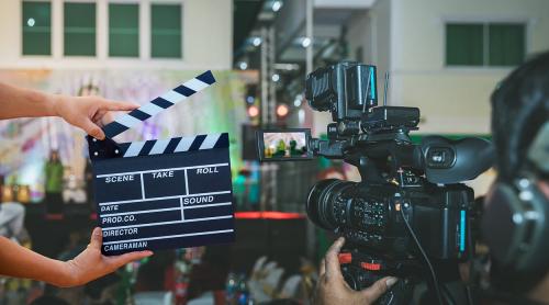 Cum „dosește” statul român 185 de milioane de euro, colectați începând cu 2020 de la industria jocurilor de noroc. Banii ar trebui să finanțeze proiecte cinematografice