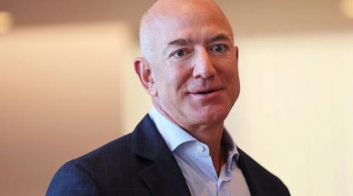 Jeff Bezos își vinde iahtul în valoare de 500 de milioane de dolari. Ce sumă a cerut miliardarul pentru nava sa, Koru