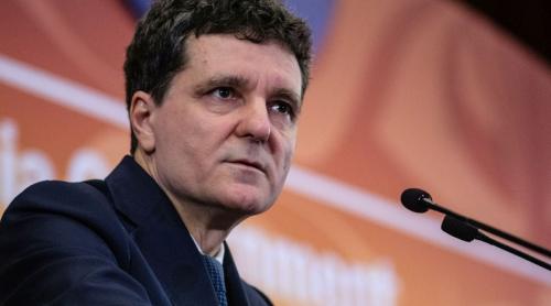 Papahagi dă de pământ cu Nicușor Dan: „Un președinte eșuat. Vom deveni ultimii lingăi ai lui Trump în Europa?”