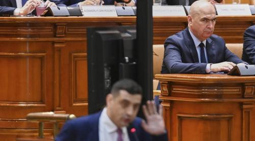 Politico: Încăpățânarea lui Ilie Bolojan a supărat PSD, George Simion profită, iar românii sunt obosiți după ani de scandaluri de corupție