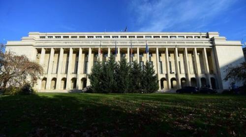 Sindicatul angajaților din aparatul Guvernului cere prime de 15.000 de lei: „Nu e normal să avem salarii de 4.500 de lei”