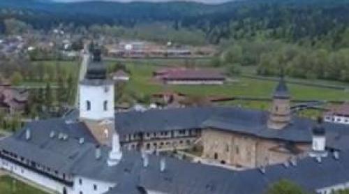 Zona din România comparată cu Muntele Athos, intrată pe lista UNESCO. Ar putea deveni magnet pentru turişti