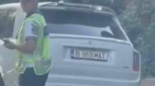 Imaginea zilei în Bucureşti! Milionarul celebru căruia maşina de 700.000 de euro i a fost ridicată cu platforma