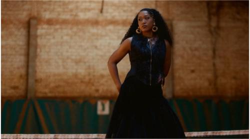 Naomi Osaka, strălucitoare la Roland Garros. Ținuta sportivei a împărțit lumea în două tabere
