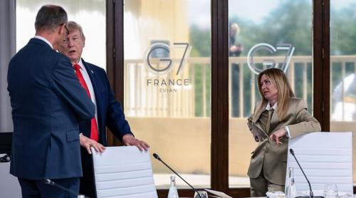 Scandal uriaş după ce Trump a spus că a făcut o fotografie „din milă” cu Meloni: „Sunt stupefiată”. Tajani şi a anulat vizita în SUA