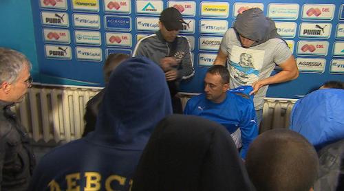 Ce a pățit un fost antrenor al Universității Craiova cu ultrașii lui Levski! Povestea incredibilă care a șocat Europa