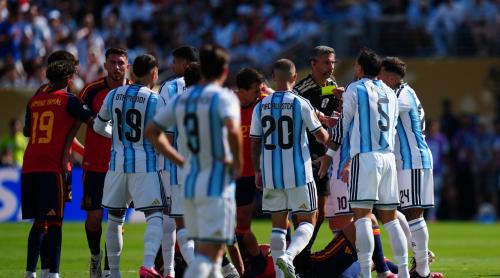 Ce nu s a văzut la TV: milioane de români au ratat momentul acesta! Puțini știu că Argentina a avut, de fapt, doi eliminați în finala CM 2026. Gesturi sălbatice și roșu arătat de arbitru