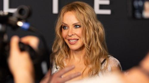 Scandal în Australia după ce premierul a spus că ar face sex cu Kylie Minogue. A fost nevoit să și ceară scuze