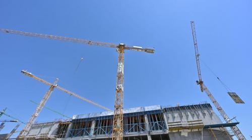 Se schimbă regulile pentru cei care vor să își construiască o casă sau un garaj, la țară, dar și pentru dezvoltatorii imobiliari 
