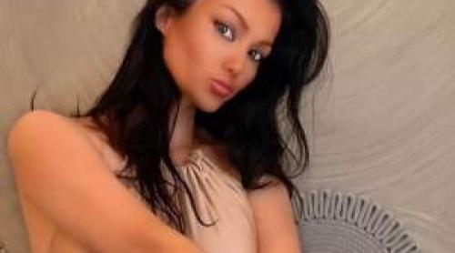 Simona Sensual, atacată de hackeri! I au furat datele contului